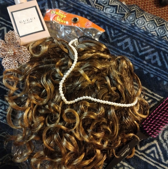 Hair extensions - Picture 11 of 17